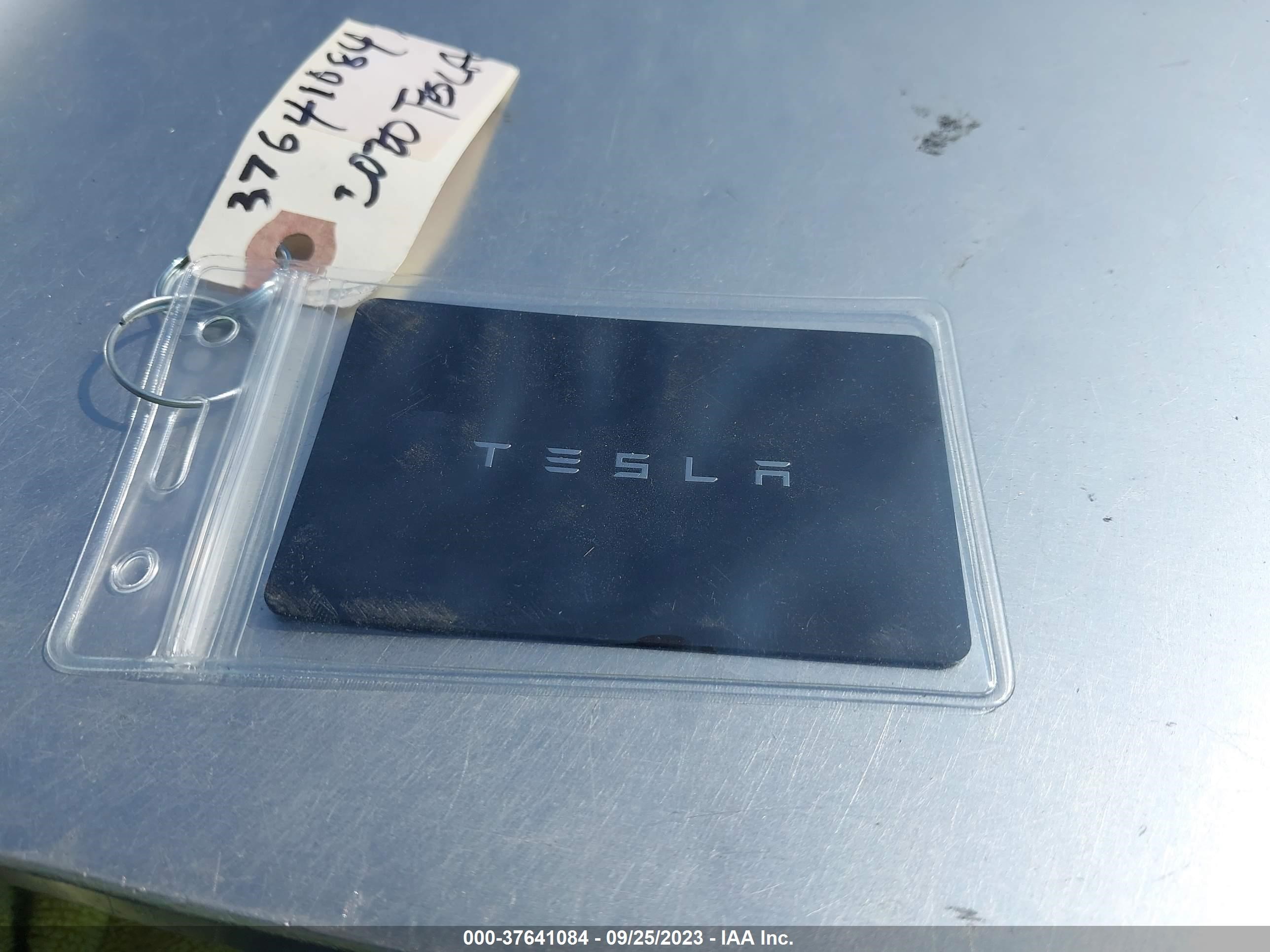 Photo 9 VIN: 5YJYGDEE8LF059748 - TESLA MODEL Y 