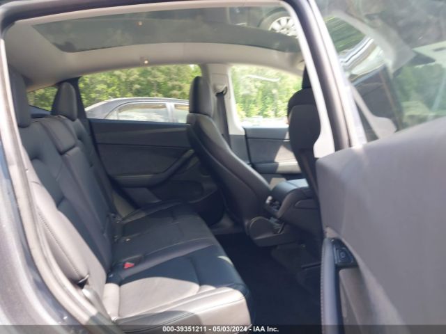 Photo 7 VIN: 5YJYGDEE8MF065499 - TESLA MODEL Y 