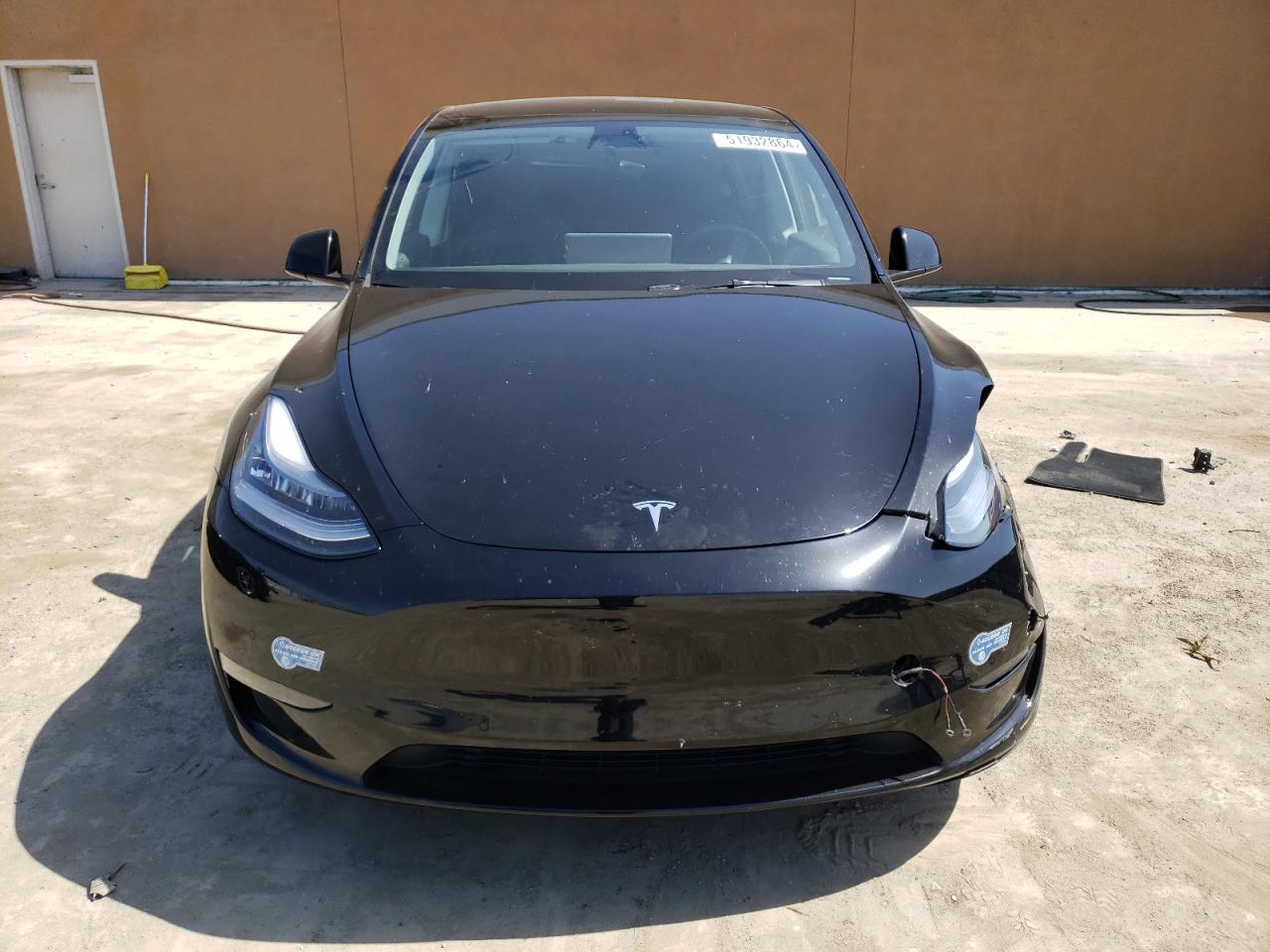 Photo 4 VIN: 5YJYGDEE8MF095392 - TESLA MODEL Y 