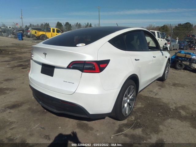 Photo 3 VIN: 5YJYGDEE8MF108643 - TESLA MODEL Y 