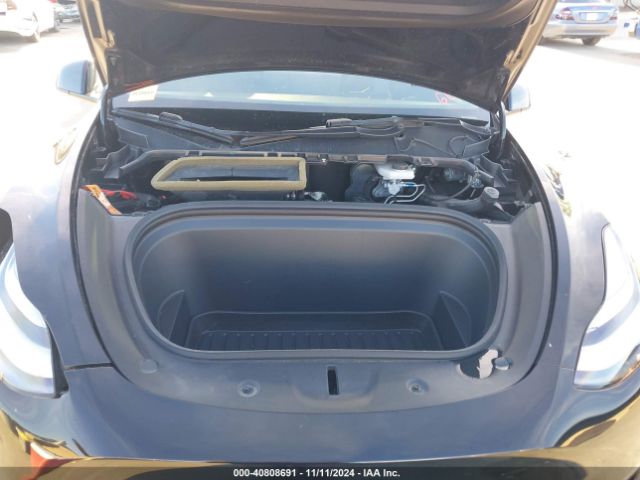 Photo 9 VIN: 5YJYGDEE8MF111798 - TESLA MODEL Y 