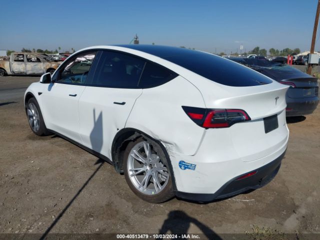 Photo 2 VIN: 5YJYGDEE8MF219189 - TESLA MODEL Y 
