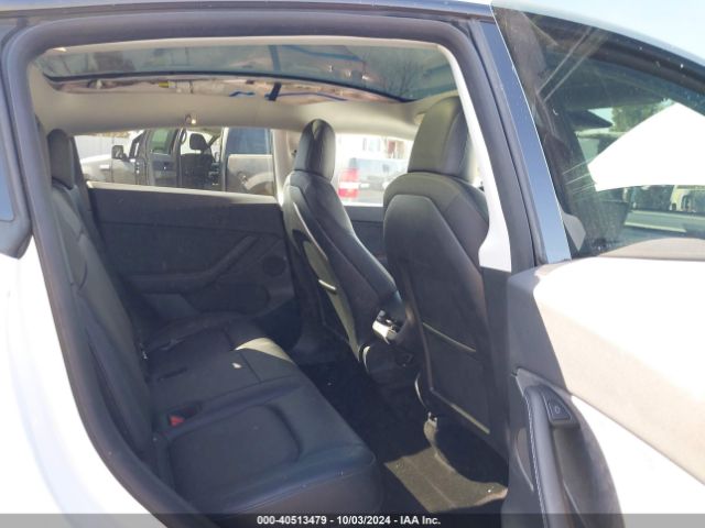 Photo 7 VIN: 5YJYGDEE8MF219189 - TESLA MODEL Y 