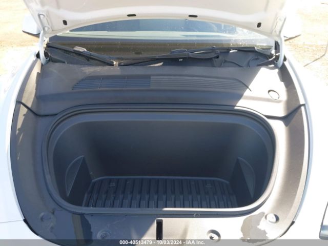 Photo 9 VIN: 5YJYGDEE8MF219189 - TESLA MODEL Y 