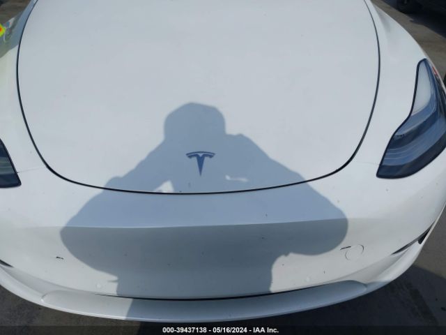 Photo 5 VIN: 5YJYGDEE8MF229768 - TESLA MODEL Y 