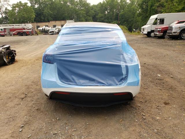 Photo 5 VIN: 5YJYGDEE8MF305831 - TESLA MODEL Y 