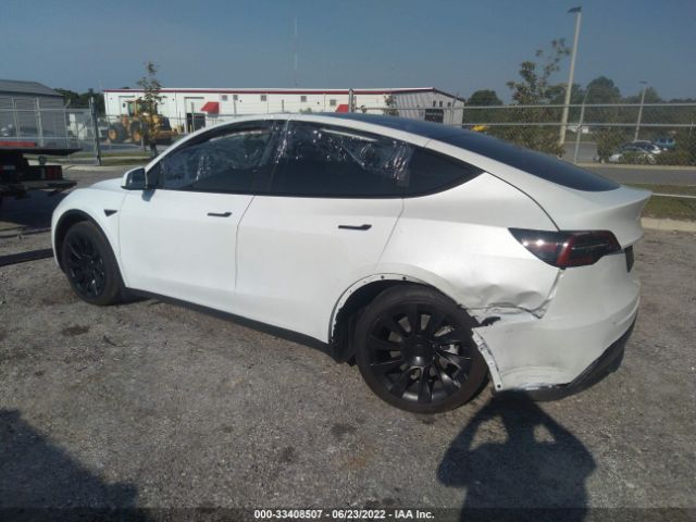 Photo 2 VIN: 5YJYGDEE8MF311399 - TESLA MODEL Y 