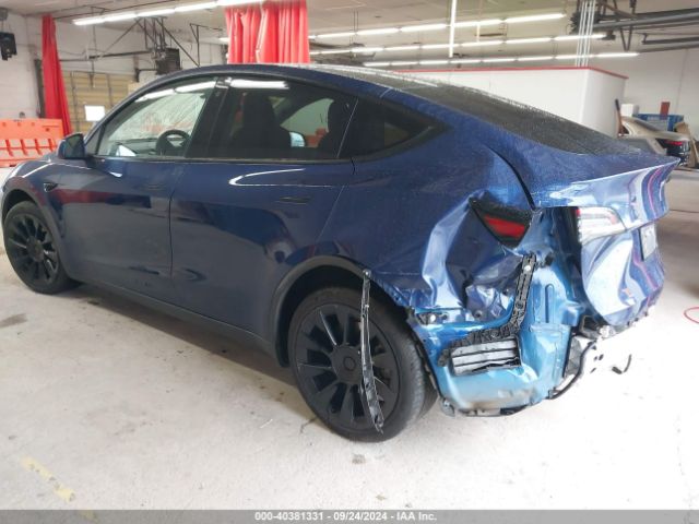 Photo 2 VIN: 5YJYGDEE9LF038228 - TESLA MODEL Y 