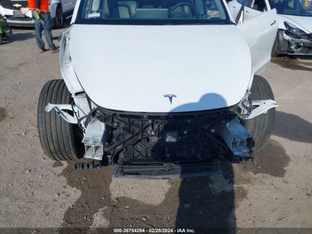 Photo 5 VIN: 5YJYGDEE9LF053490 - TESLA MODEL Y 