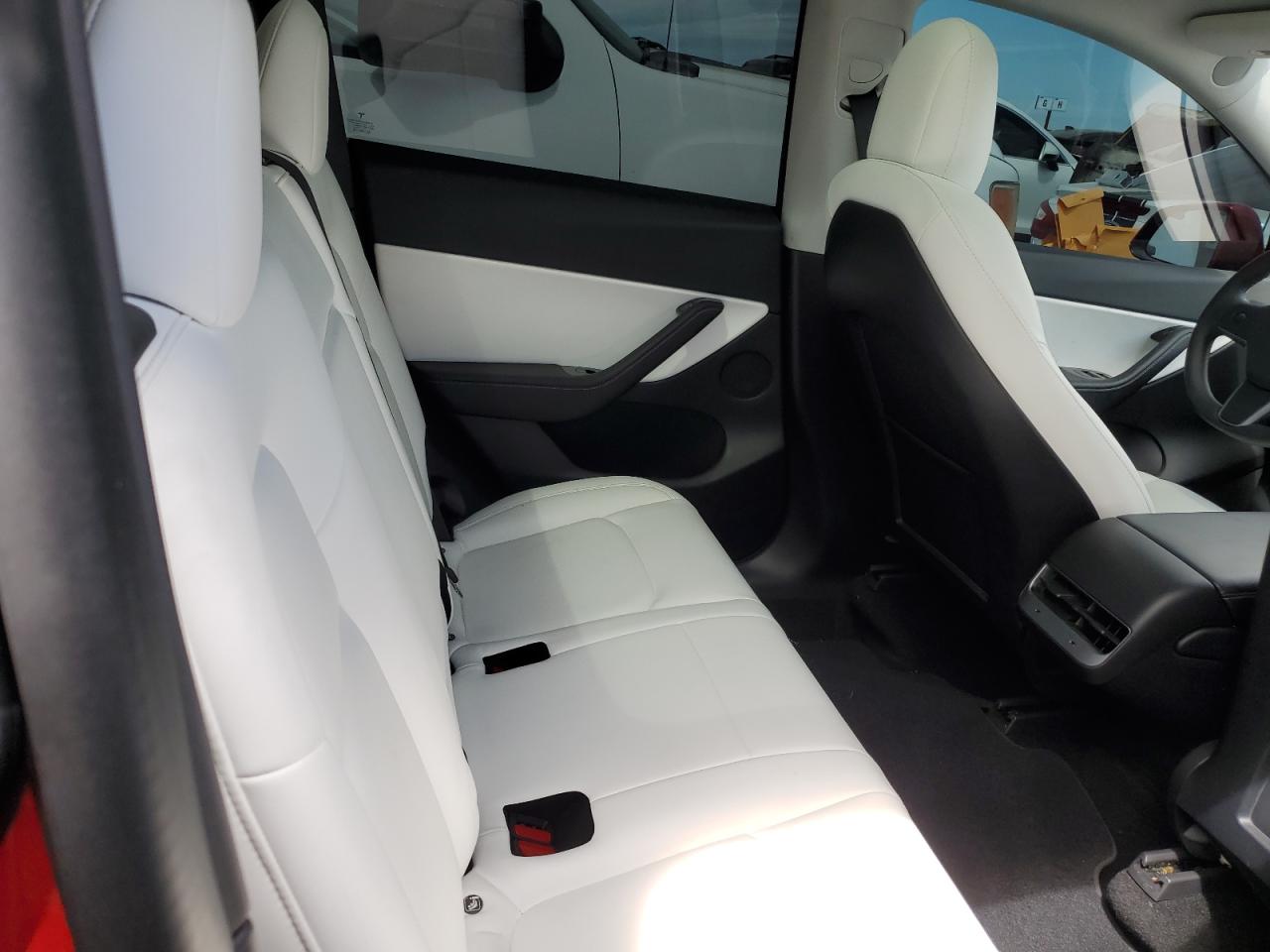 Photo 9 VIN: 5YJYGDEE9LF058978 - TESLA MODEL Y 