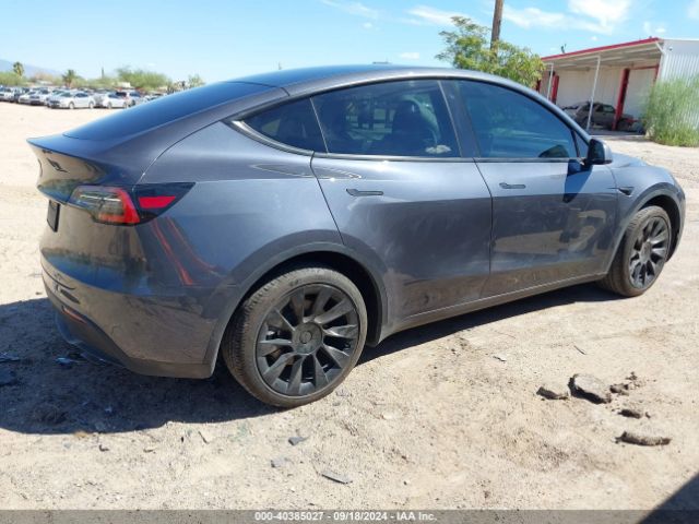 Photo 3 VIN: 5YJYGDEE9MF062191 - TESLA MODEL Y 