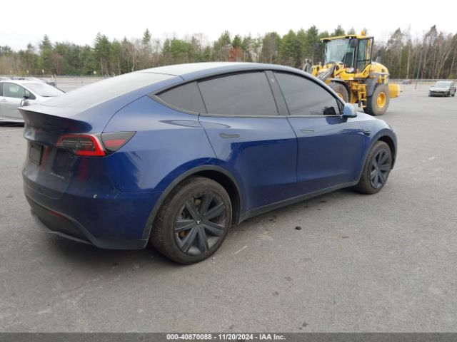 Photo 3 VIN: 5YJYGDEE9MF071120 - TESLA MODEL Y 