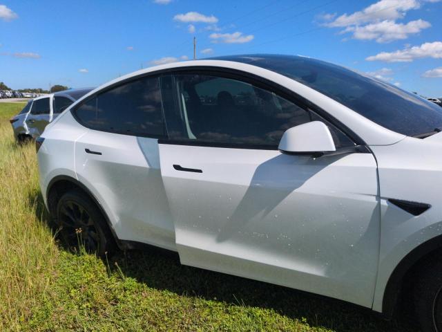 Photo 2 VIN: 5YJYGDEE9MF074647 - TESLA MODEL Y 