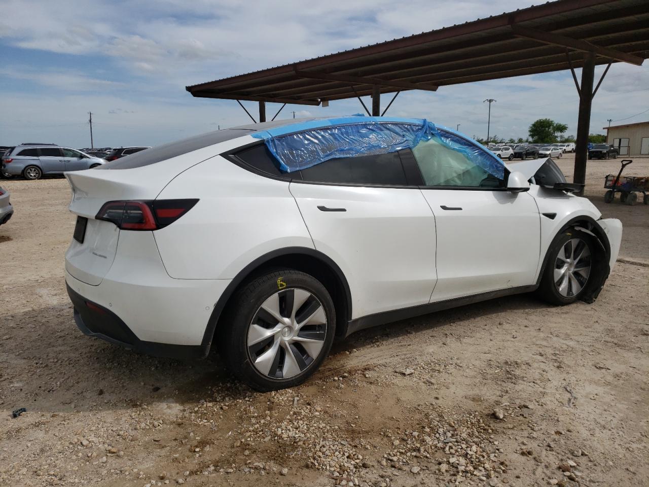 Photo 2 VIN: 5YJYGDEE9MF090055 - TESLA MODEL Y 