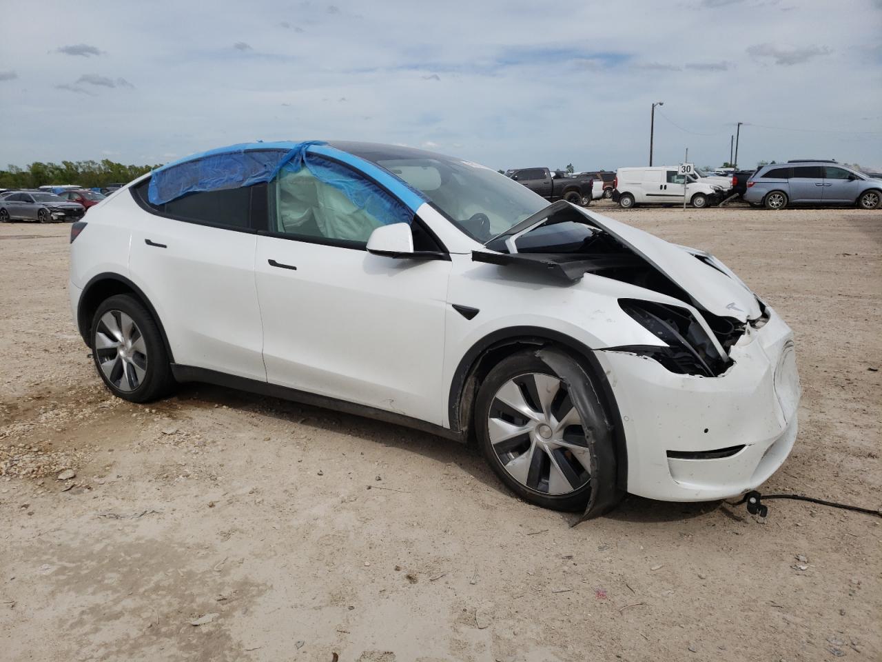 Photo 3 VIN: 5YJYGDEE9MF090055 - TESLA MODEL Y 