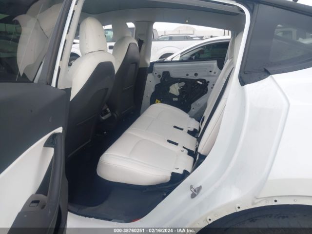 Photo 7 VIN: 5YJYGDEE9MF095837 - TESLA MODEL Y 