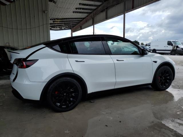 Photo 2 VIN: 5YJYGDEE9MF119666 - TESLA MODEL Y 