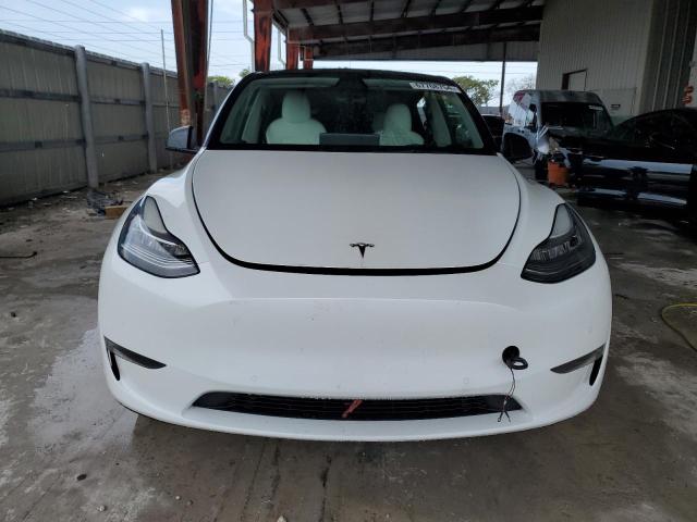 Photo 4 VIN: 5YJYGDEE9MF119666 - TESLA MODEL Y 