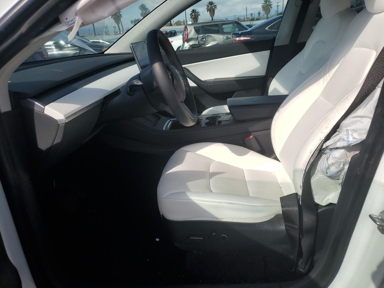 Photo 6 VIN: 5YJYGDEE9MF158337 - TESLA MODEL Y 