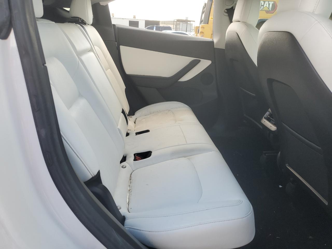 Photo 9 VIN: 5YJYGDEE9MF158337 - TESLA MODEL Y 