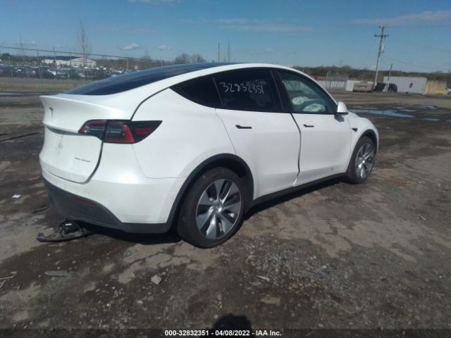 Photo 3 VIN: 5YJYGDEE9MF190947 - TESLA MODEL Y 