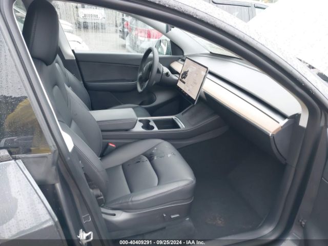 Photo 4 VIN: 5YJYGDEE9MF253741 - TESLA MODEL Y 