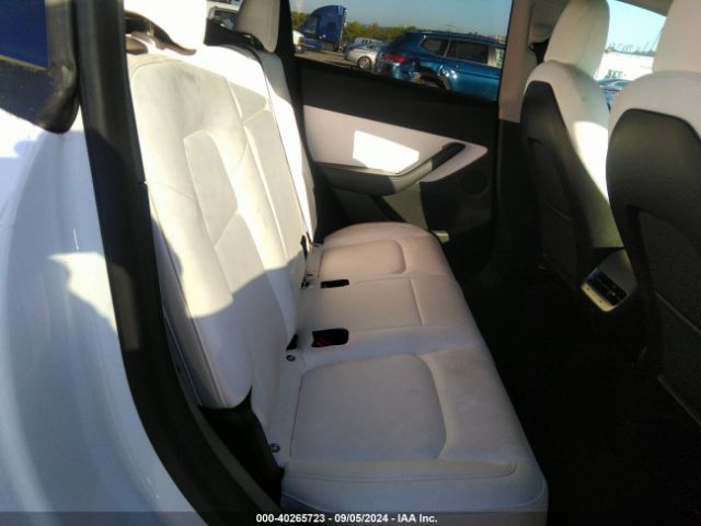 Photo 7 VIN: 5YJYGDEE9MF303439 - TESLA MODEL Y 