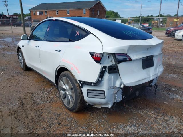 Photo 2 VIN: 5YJYGDEEXLF006193 - TESLA MODEL Y 