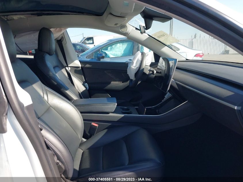 Photo 4 VIN: 5YJYGDEEXLF058200 - TESLA MODEL Y 