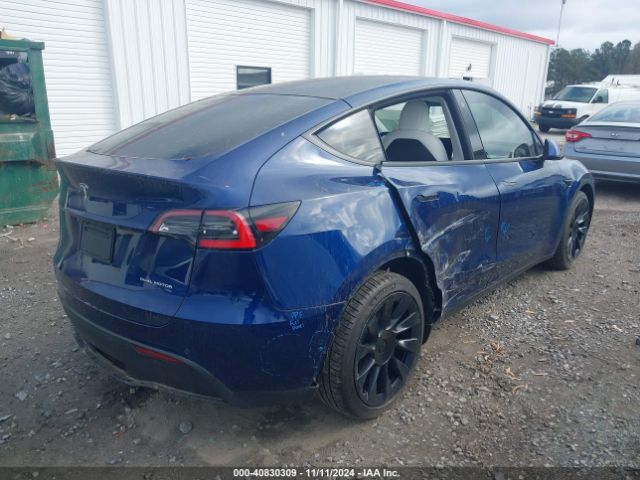 Photo 3 VIN: 5YJYGDEEXMF080599 - TESLA MODEL Y 