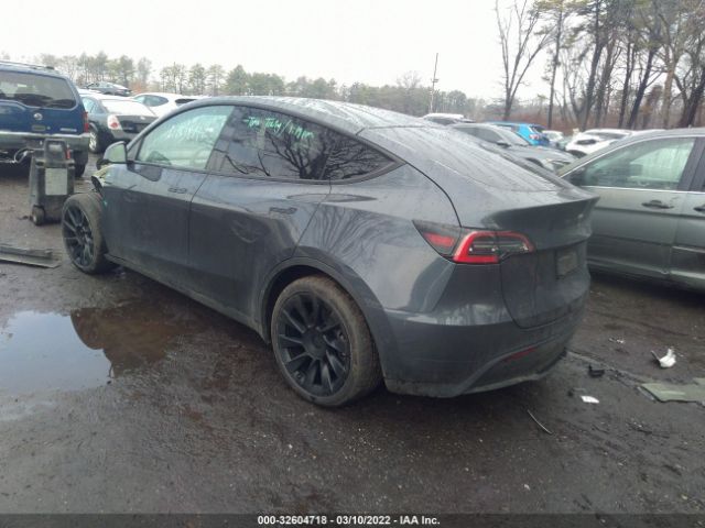 Photo 2 VIN: 5YJYGDEEXMF084202 - TESLA MODEL Y 