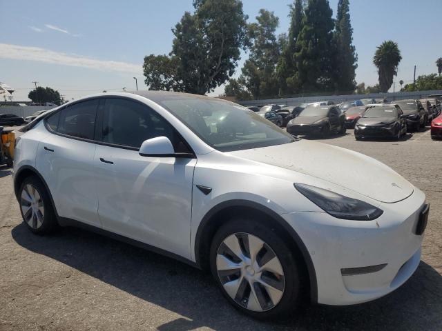 Photo 3 VIN: 5YJYGDEEXMF092137 - TESLA MODEL Y 