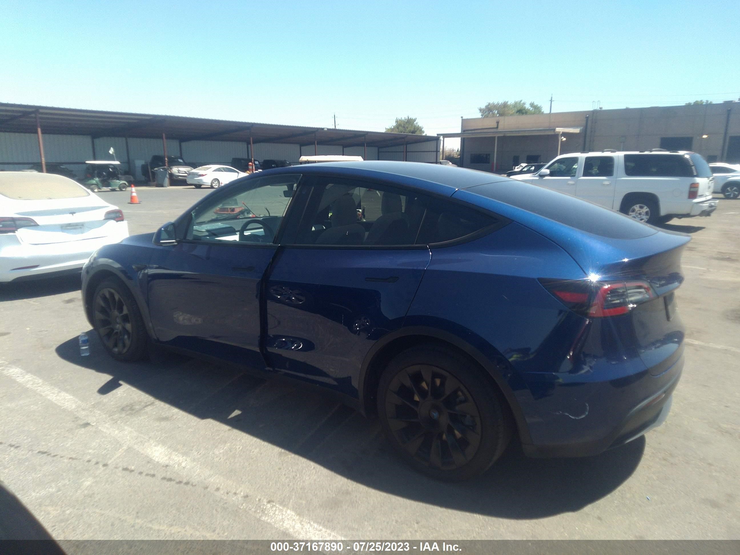 Photo 12 VIN: 5YJYGDEEXMF095863 - TESLA MODEL Y 