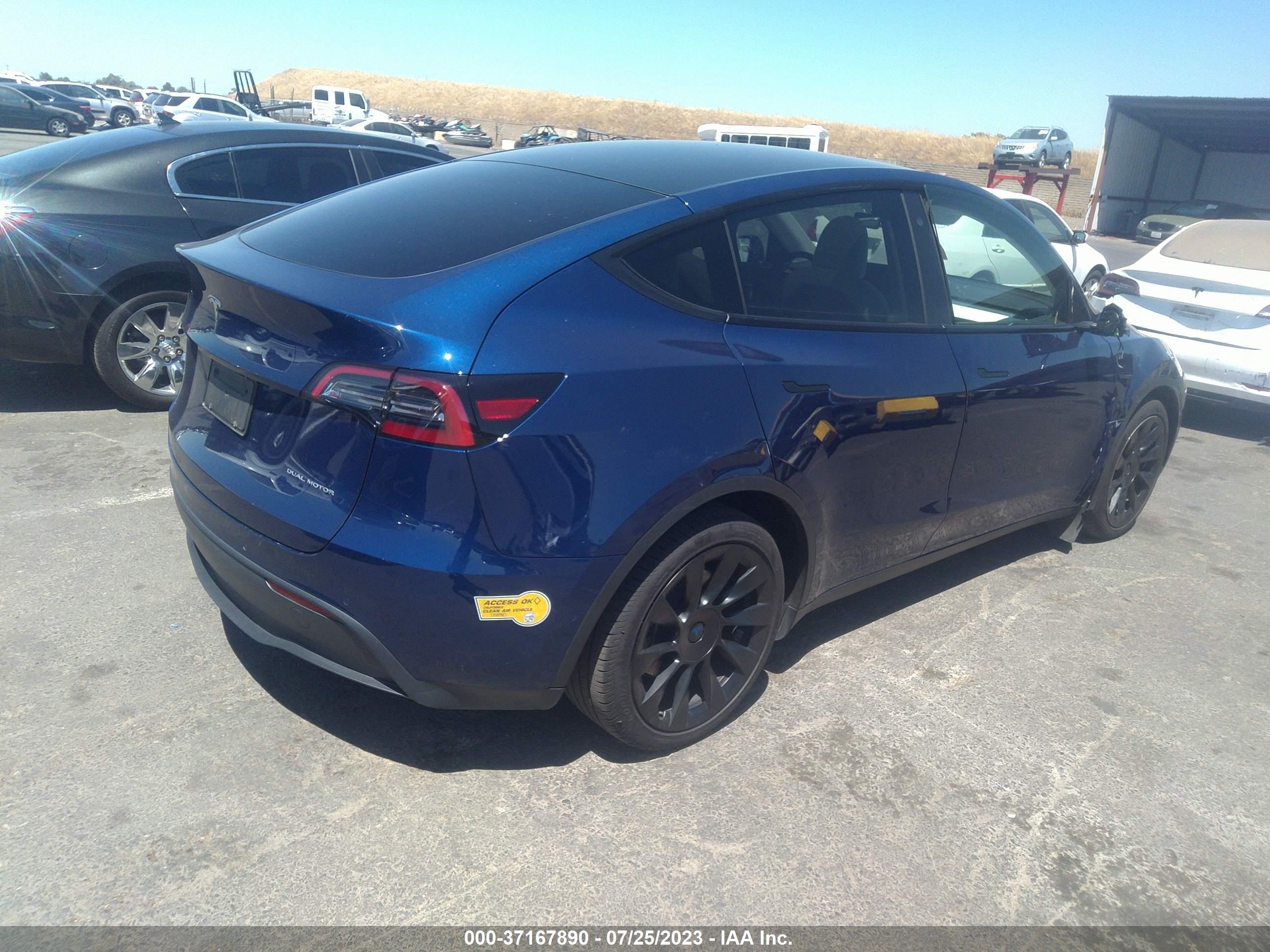 Photo 3 VIN: 5YJYGDEEXMF095863 - TESLA MODEL Y 