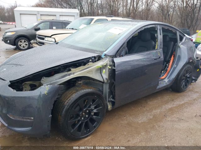 Photo 5 VIN: 5YJYGDEEXMF111916 - TESLA MODEL Y 