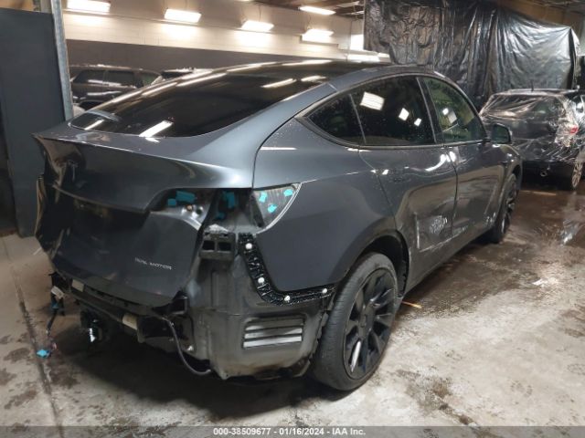 Photo 3 VIN: 5YJYGDEEXMF118235 - TESLA MODEL Y 