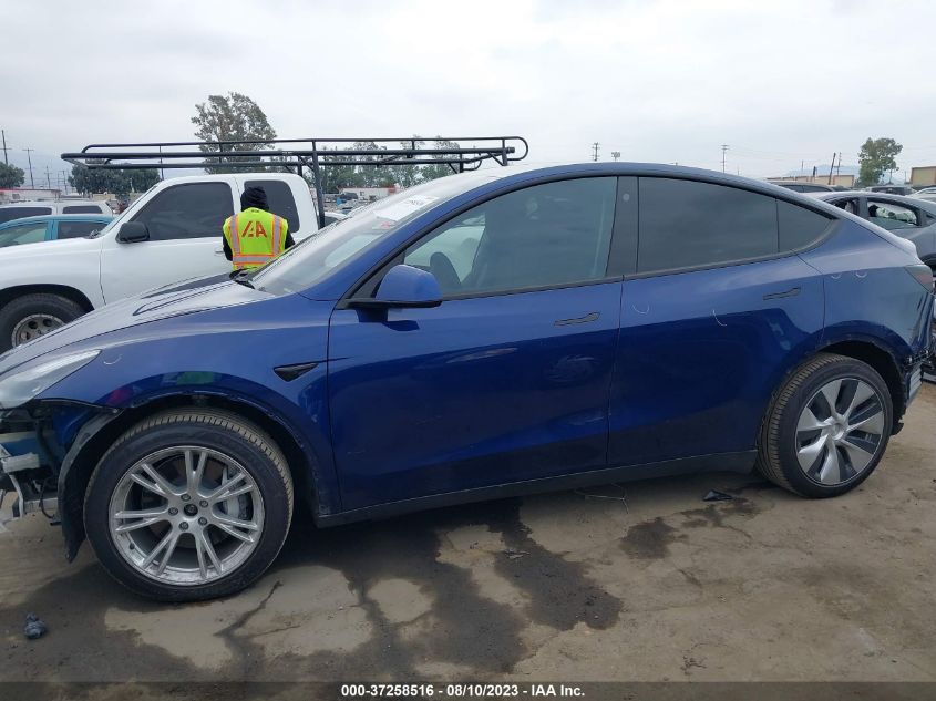 Photo 13 VIN: 5YJYGDEEXMF173204 - TESLA MODEL Y 