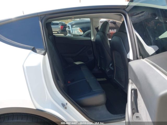 Photo 7 VIN: 5YJYGDEEXMF186406 - TESLA MODEL Y 