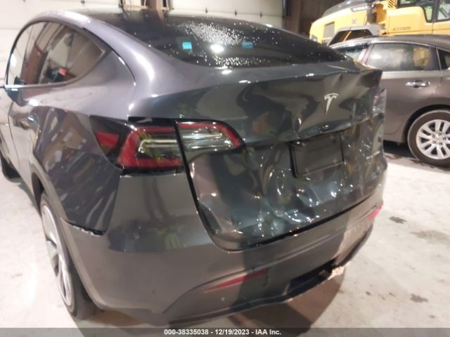 Photo 5 VIN: 5YJYGDEEXMF189693 - TESLA MODEL Y 