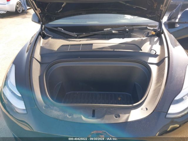 Photo 9 VIN: 5YJYGDEEXMF208467 - TESLA MODEL Y 