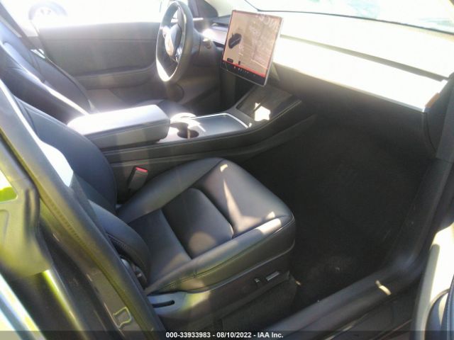 Photo 4 VIN: 5YJYGDEEXMF218190 - TESLA MODEL Y 