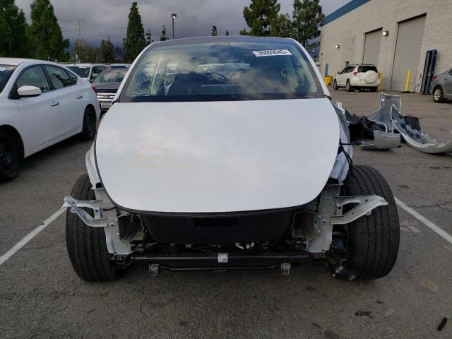 Photo 4 VIN: 5YJYGDEEXMF273691 - TESLA MODEL Y 