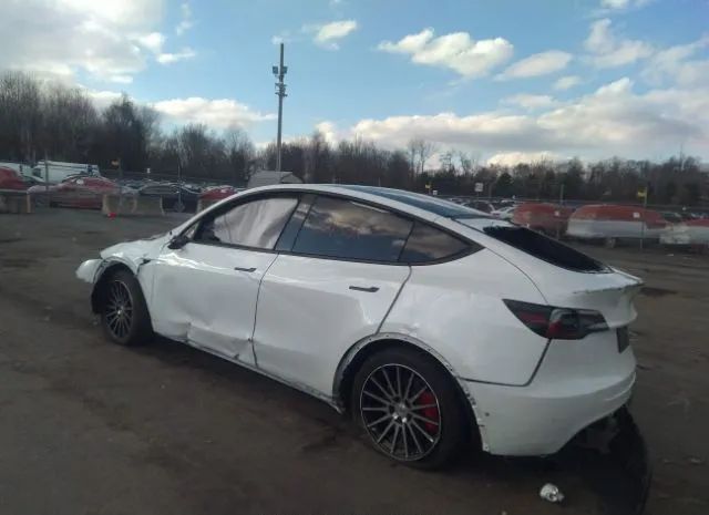 Photo 2 VIN: 5YJYGDEF0MF304357 - TESLA MODEL Y 