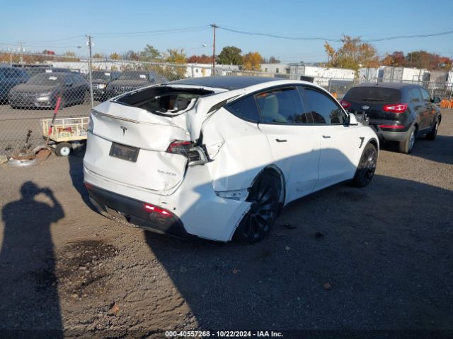 Photo 3 VIN: 5YJYGDEF1MF209421 - TESLA MODEL Y 