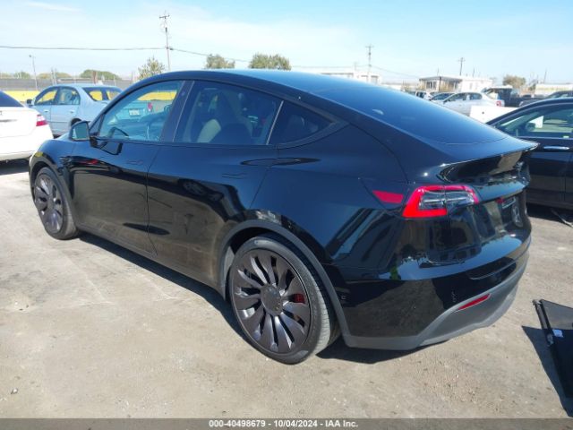 Photo 2 VIN: 5YJYGDEF2MF097986 - TESLA MODEL Y 