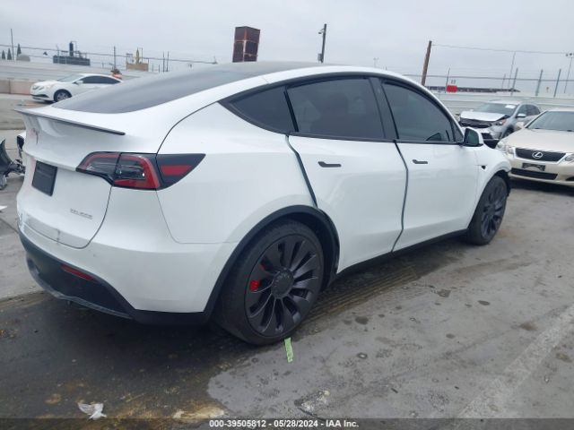 Photo 3 VIN: 5YJYGDEF2MF294060 - TESLA MODEL Y 