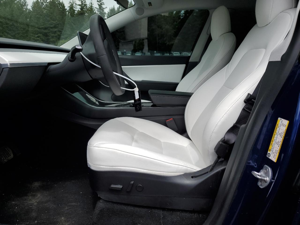 Photo 6 VIN: 5YJYGDEF3LF018520 - TESLA MODEL Y 