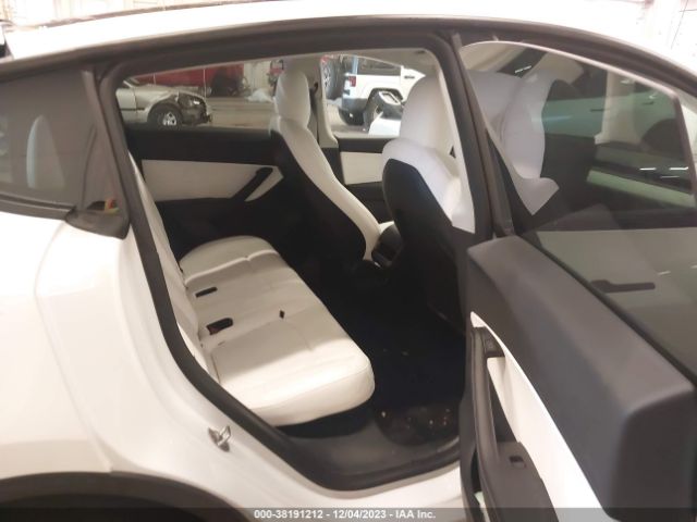 Photo 7 VIN: 5YJYGDEF3MF252125 - TESLA MODEL Y 