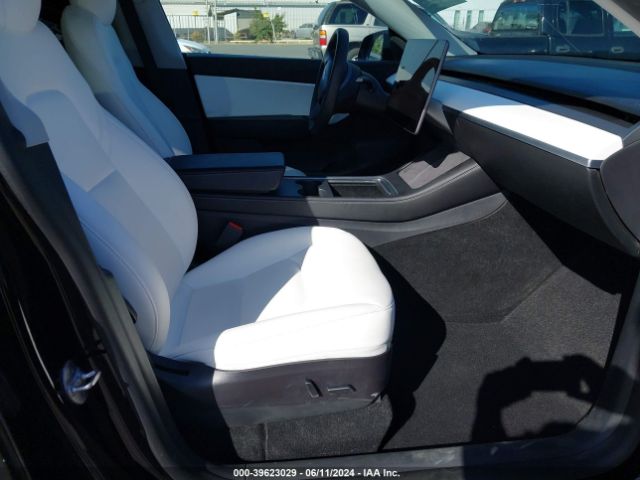 Photo 4 VIN: 5YJYGDEF4MF209476 - TESLA MODEL Y 