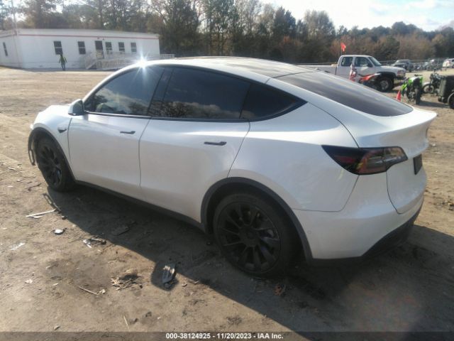 Photo 2 VIN: 5YJYGDEF5LF002836 - TESLA MODEL Y 